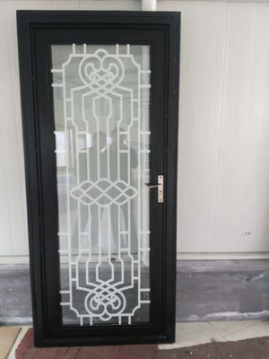 Nuevo diseño de puerta de acero galvanizado con vidrio templado