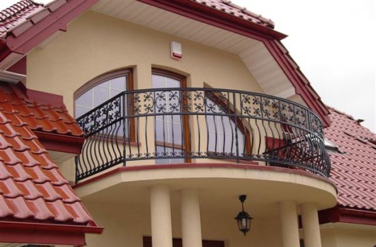 Barandilla decorativa vintage de balcón de hierro forjado